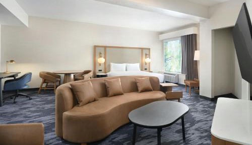 Corner King Room with Sofa Bed