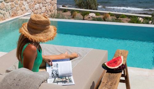 Deluxe Villa with Private Pool and sea view