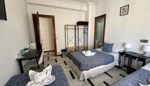 Double Room with Private Bathroom