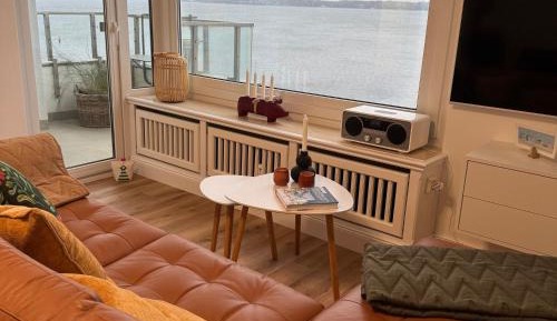 One-Bedroom Apartment with Balcony