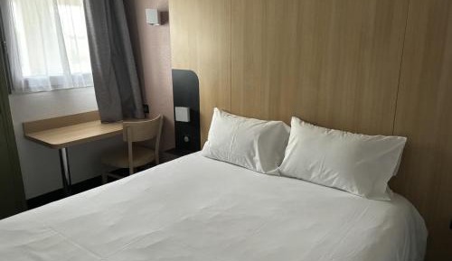 Family Room with One Double Bed and Two Single Beds