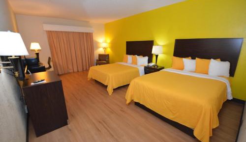 Deluxe Queen Room