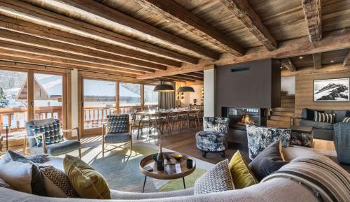 Chalet (10 Adults)
