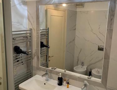 Deluxe One-Bedroom Apartment with City View