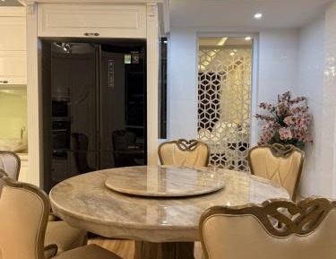 Deluxe Double Room (2 Adults + 1 Child)