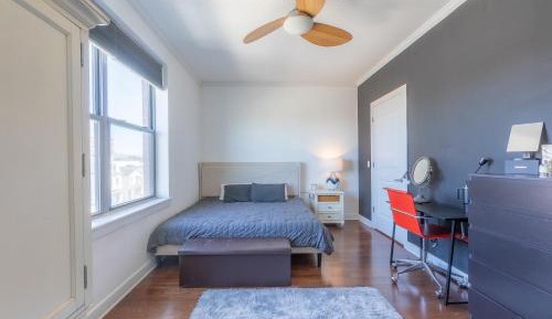 Deluxe King Suite