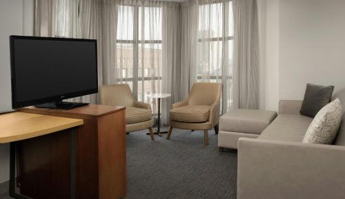 Two-Bedroom King Suite
