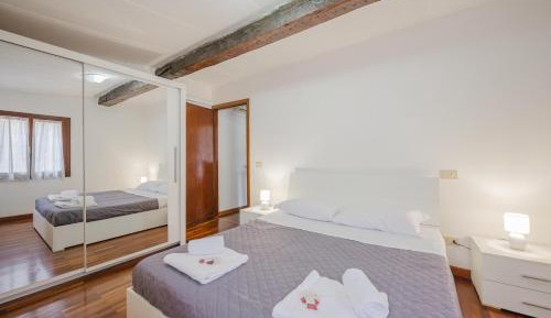 Two-Bedroom Deluxe Apartment