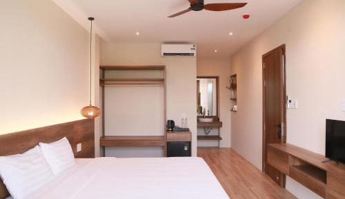 Deluxe Double Room with Balcony
