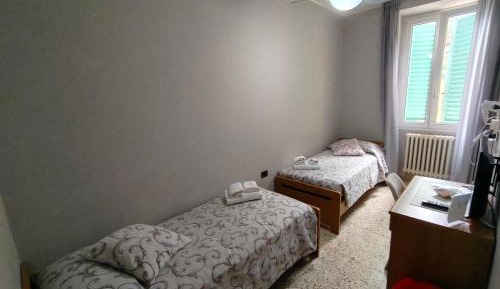 Twin Room with Private Bathroom