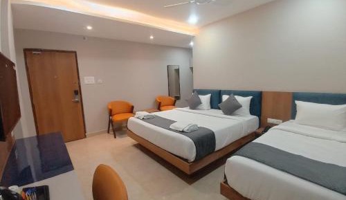 Deluxe Triple Room