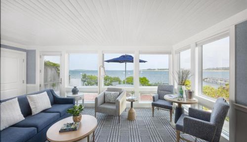 Deluxe Junior Suite