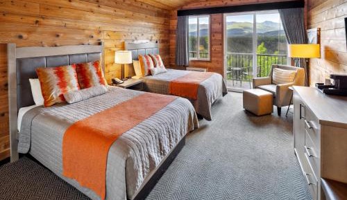 Deluxe Queen Room