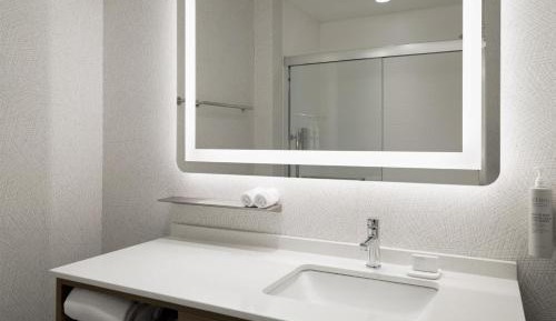 King Studio Suite