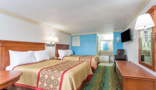 Room with Two Double Beds - Smoking