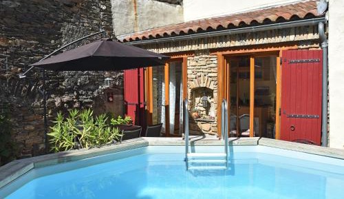 Three-Bedroom Holiday Home 