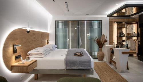 Suite with Balcony