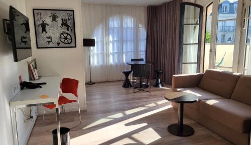 Apartment with Balcony
