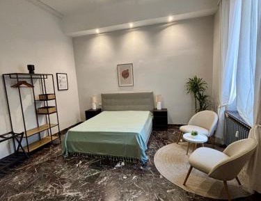 Large Double Room