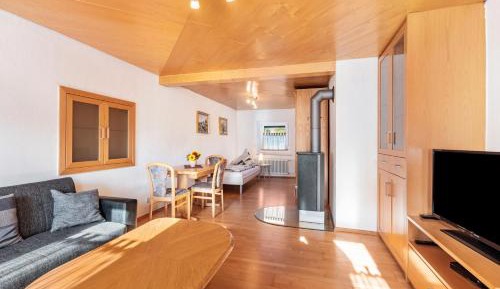 Superior One-Bedroom Apartment