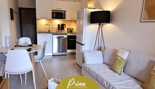 One-Bedroom Apartment with Terrace