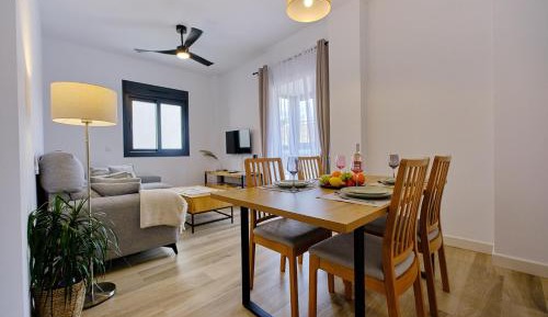 Three-Bedroom Apartment with Balcony