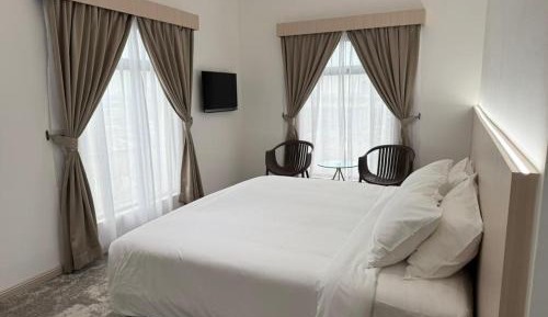 Deluxe Double Room - Smoking Room