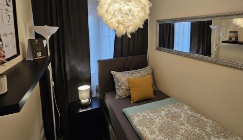 Single Room with Private External Bathroom