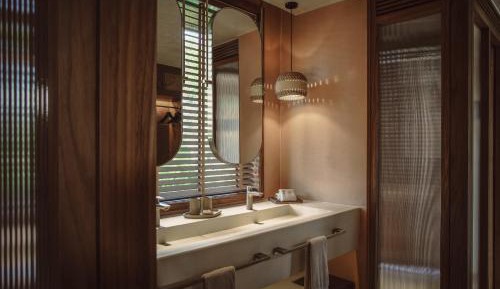NIPA POOL VILLA - King bed