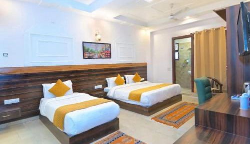 Deluxe Triple Room