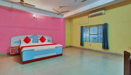 Deluxe Double Room (2 Adults + 1 Child)