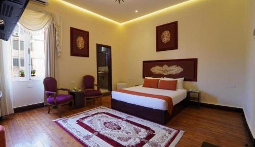 Executive Suite