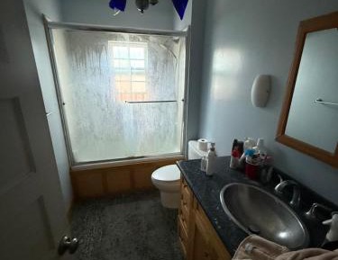Double or Twin Room with Shared Bathroom