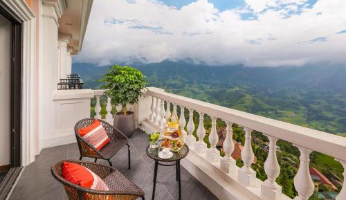 Deluxe Double or Twin Room with Balcony
