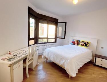 Single Room with Private Bathroom