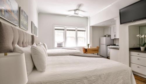 Deluxe Queen Room with Two Queen Beds