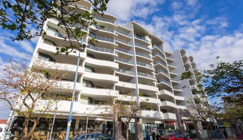 One-Bedroom Premier Apartment with Ocean View - Ocean 1