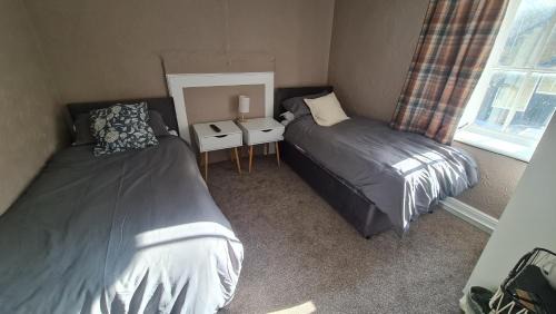Standard Twin Room with Shared Bathroom