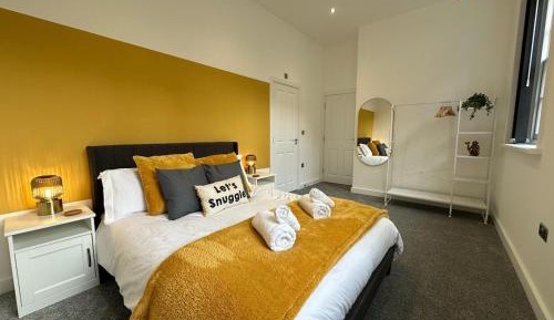 Two-Bedroom Superior Apartment