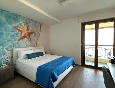 Deluxe Double Room with Sea View