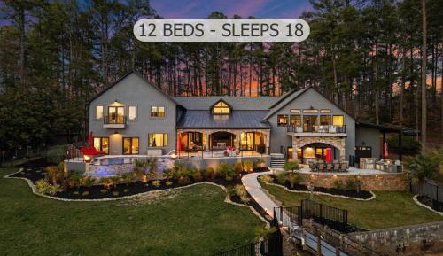 Four-Bedroom Holiday Home