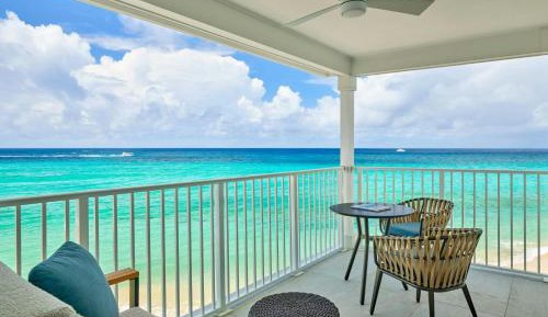 1 Bedroom Suite, 1 King, Sofa bed, Ocean view, Balcony (Mobility Accessible w/ Roll-in Shower)