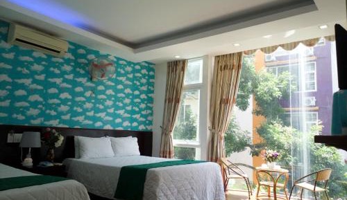 Quadruple Room with Mountain View