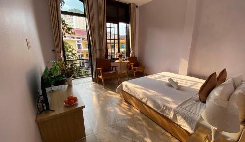 King Room with Balcony