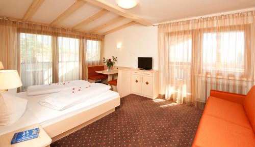 Large Double Room
