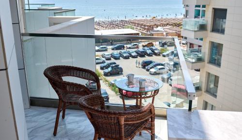 One-Bedroom Apartment with Balcony and Sea View