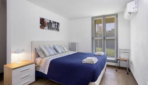 One-Bedroom House