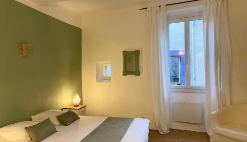 Large Double Room