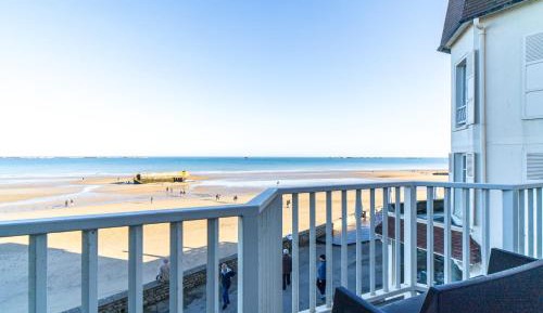 Villa - Beach Front