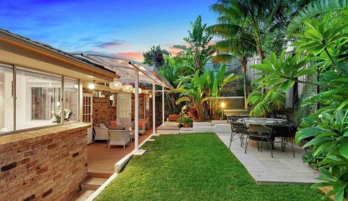 Three-Bedroom Holiday Home 